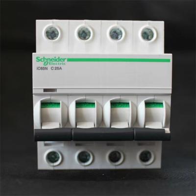 Schneider/施耐德电气  iC65N 4P D6A 微型断路器